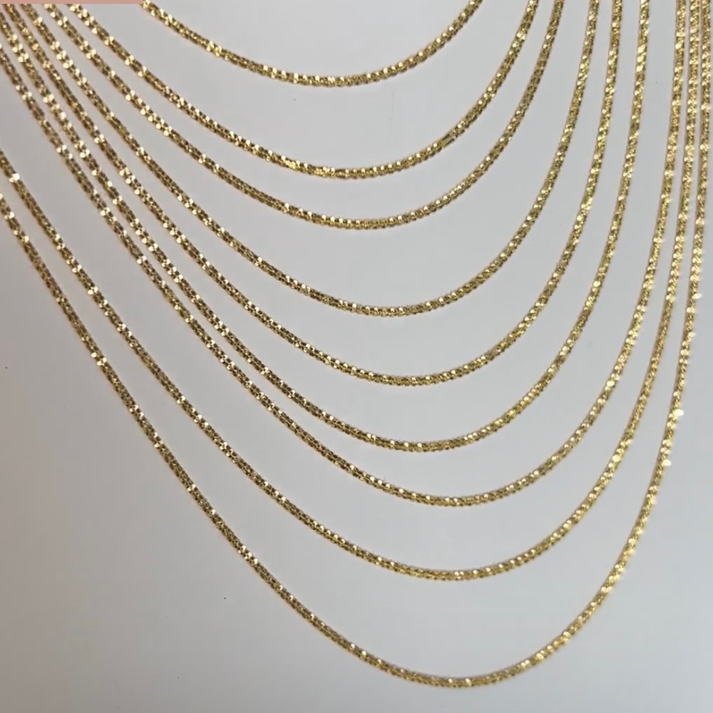 Glimmer chain necklace 
14k yellow gold - Picture 4 of 5